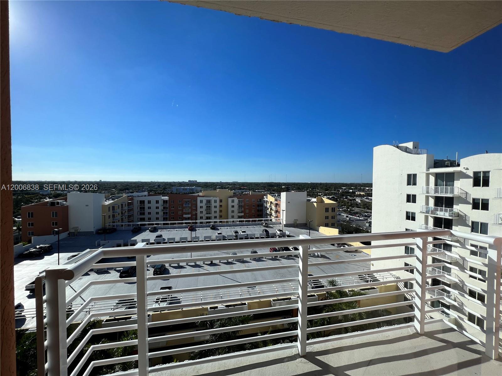 VENTURE AT AVENTURA EAST - Residential