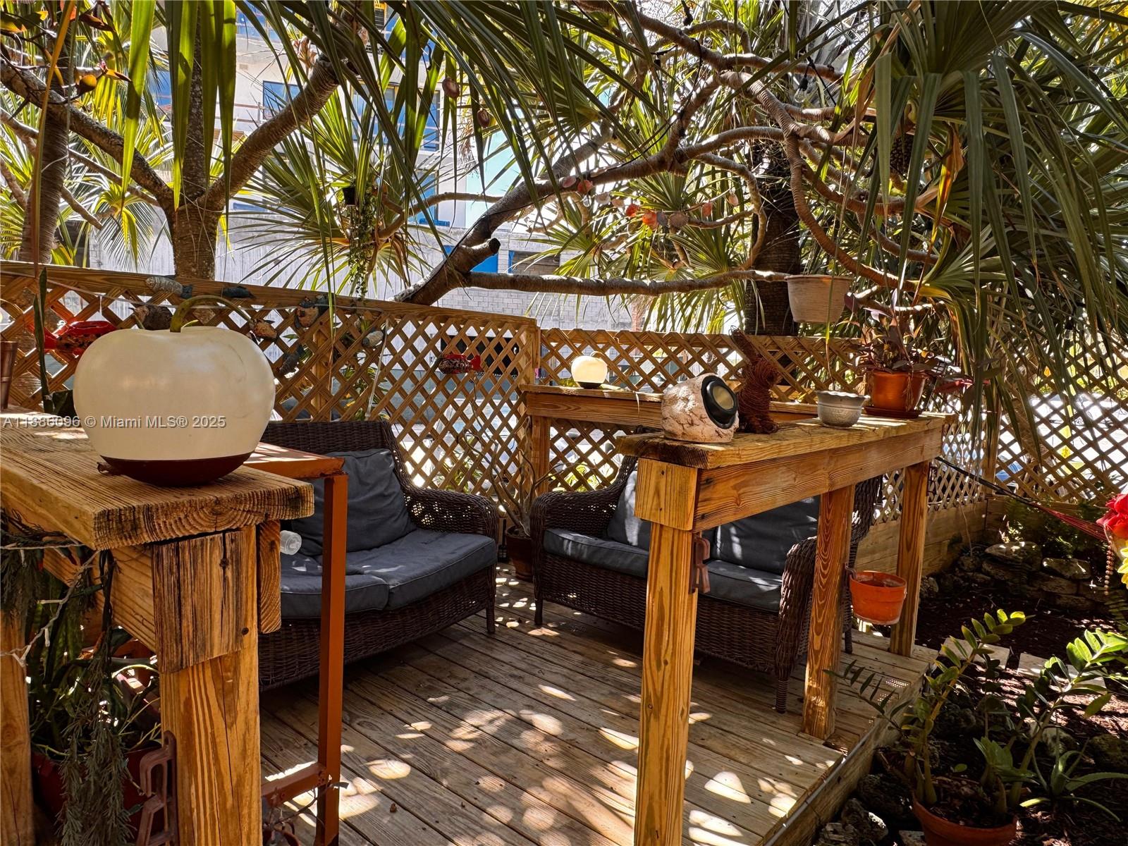 HOLLYWOOD BEACH SECOND AD - Residential Lease