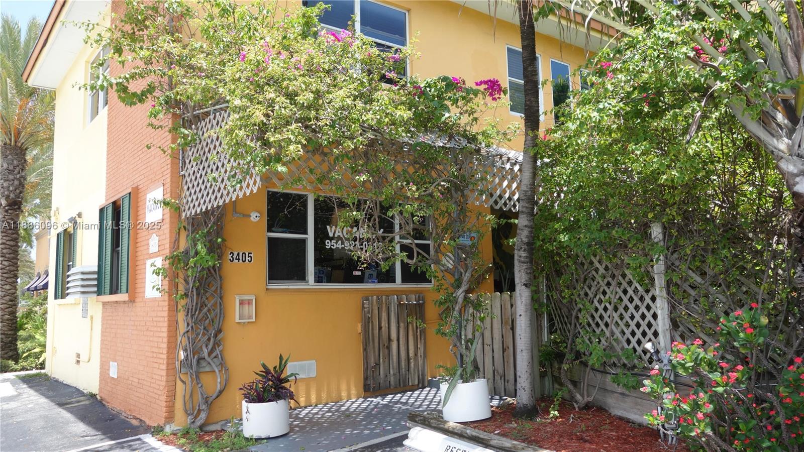 HOLLYWOOD BEACH SECOND AD - Residential Lease