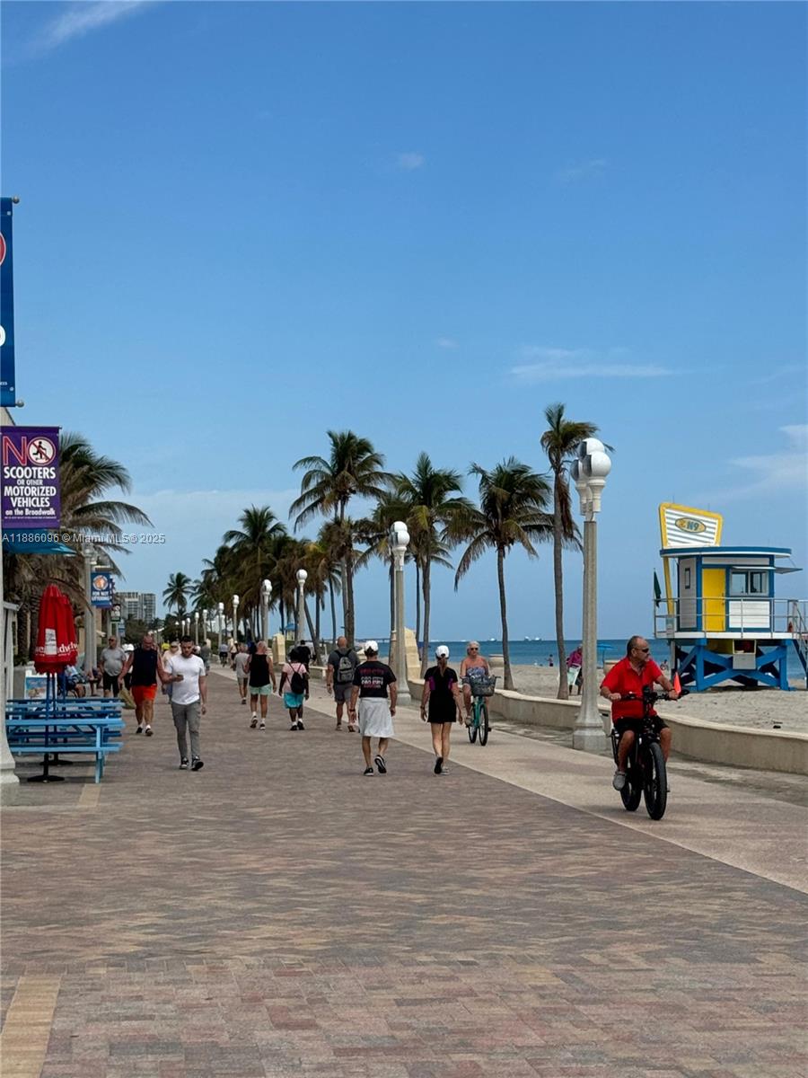 HOLLYWOOD BEACH SECOND AD - Residential Lease