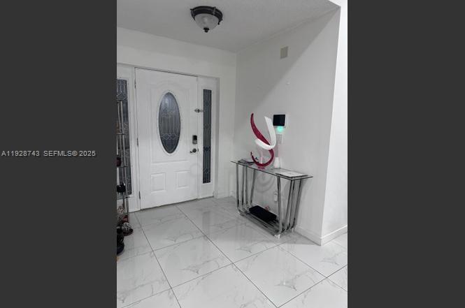 MEADOW WOOD MANOR #4 - Residential Lease