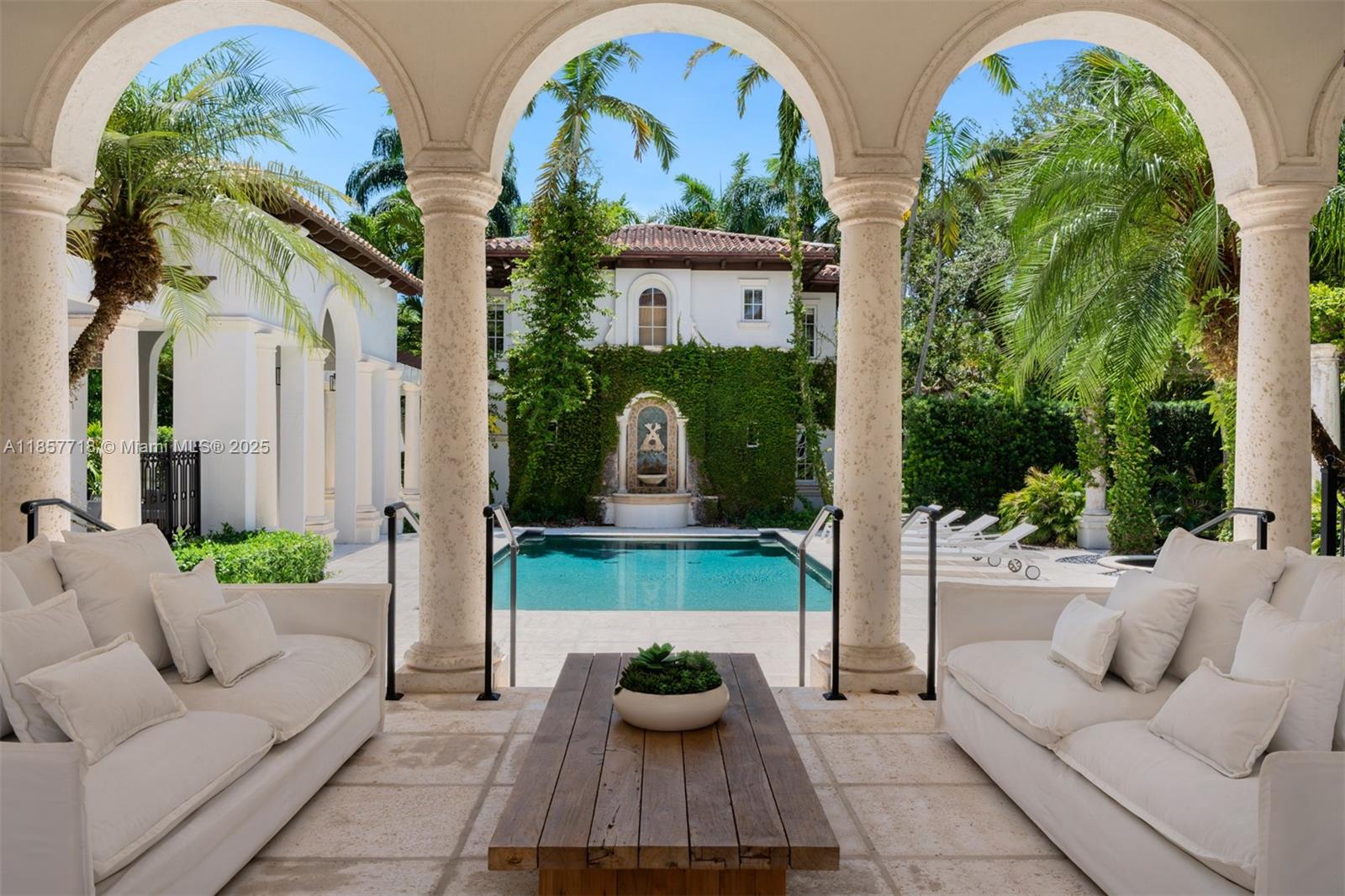 MARTIN SUBURBAN ACRES - Residential Lease