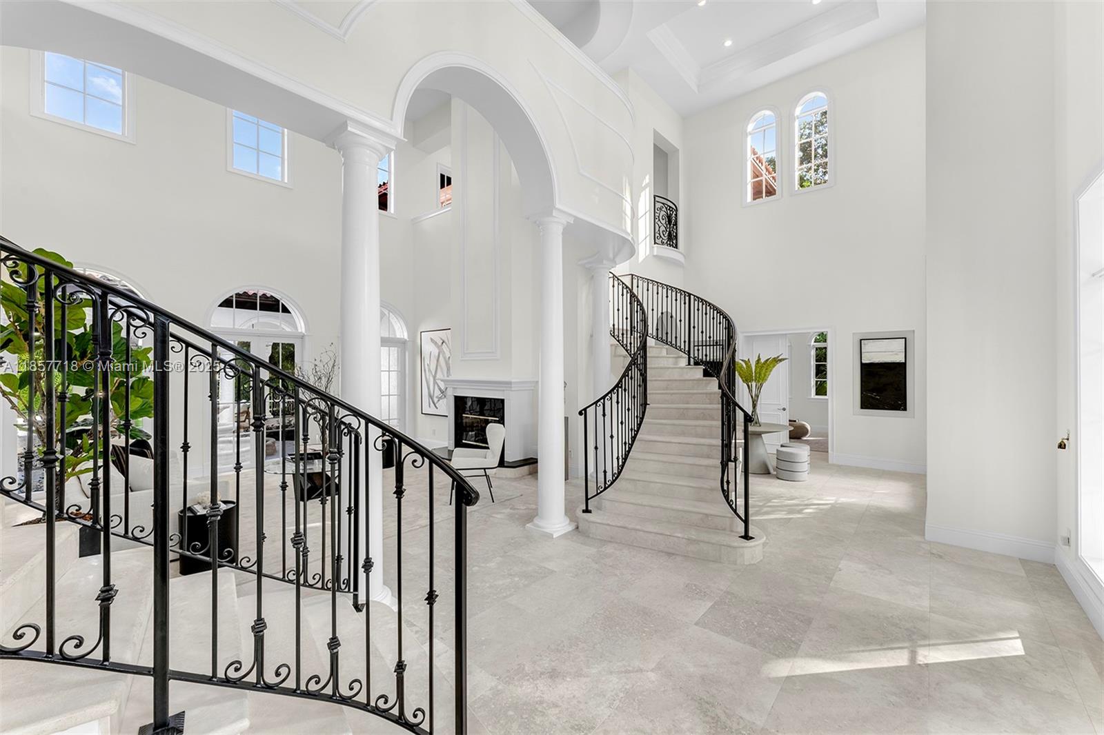 MARTIN SUBURBAN ACRES - Residential Lease