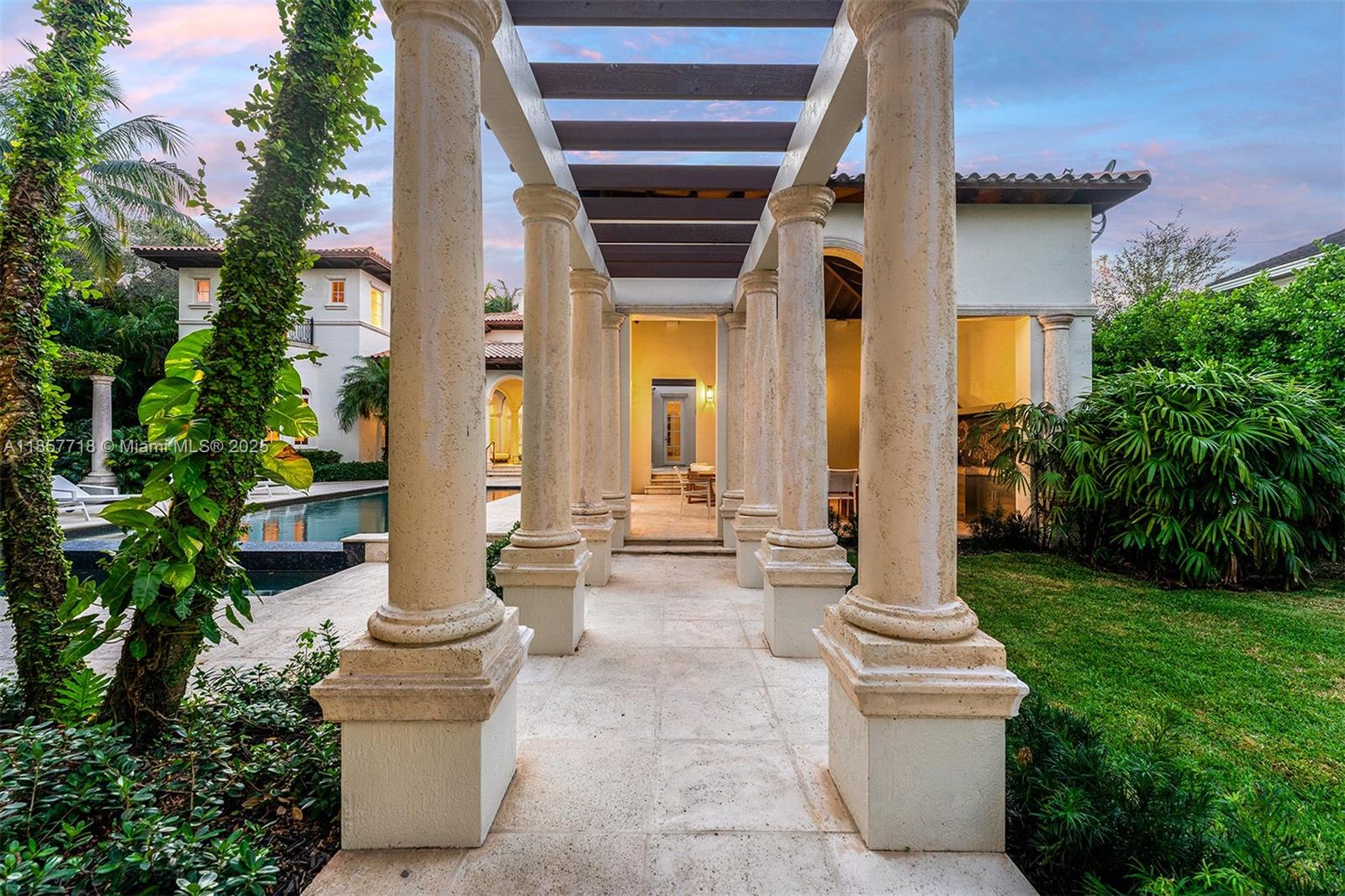 MARTIN SUBURBAN ACRES - Residential Lease