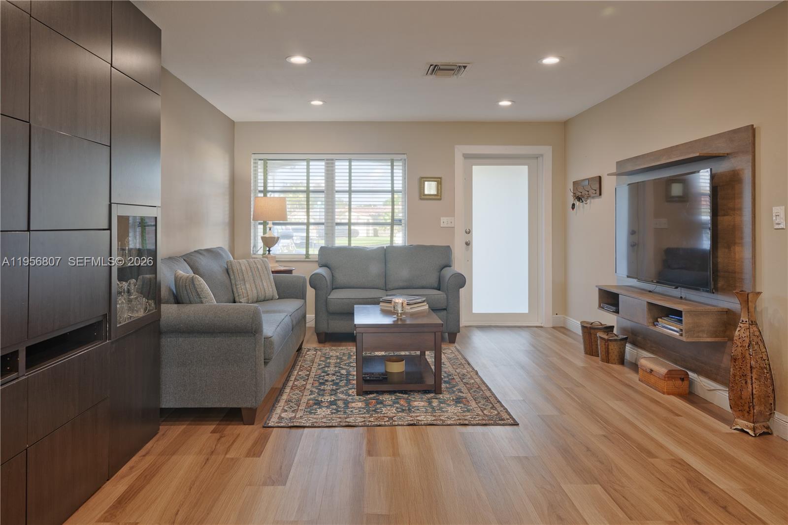 CRYSTAL LAKE VILLAS - Residential