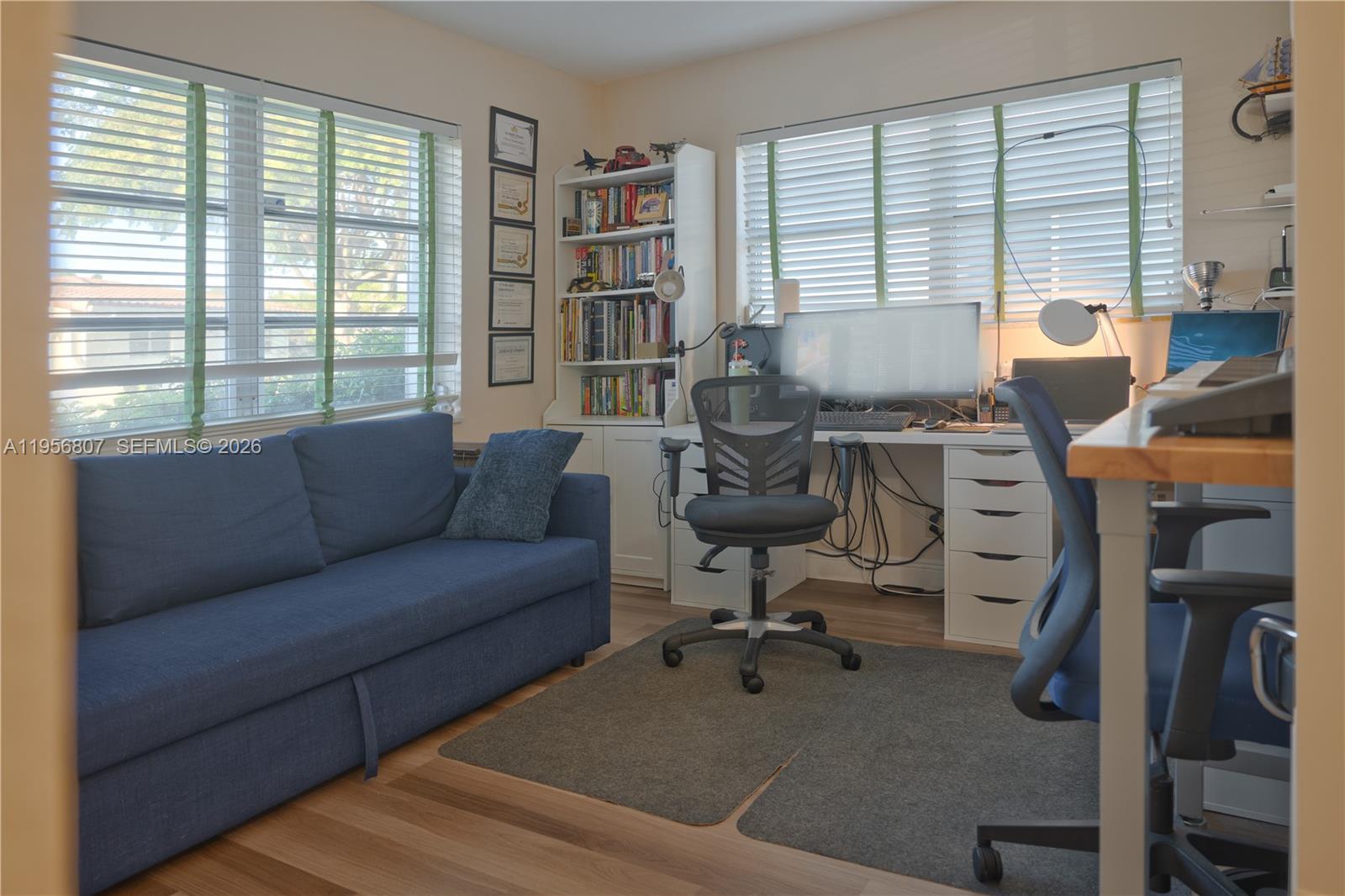 CRYSTAL LAKE VILLAS - Residential