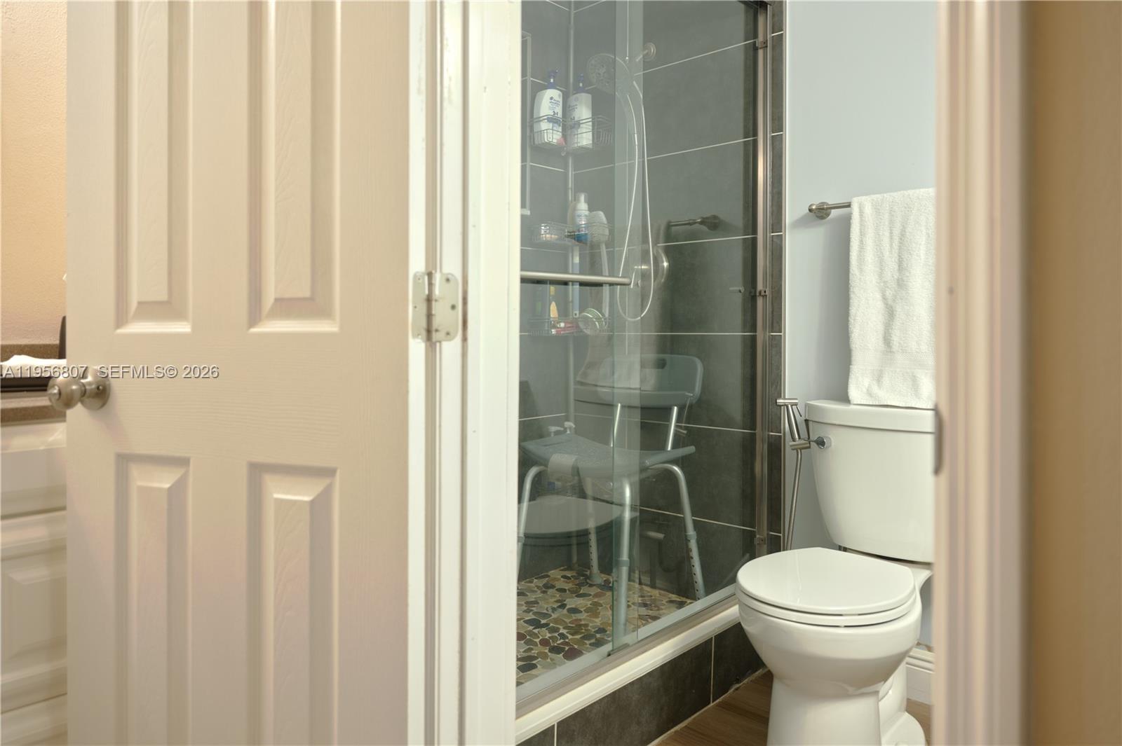 CRYSTAL LAKE VILLAS - Residential