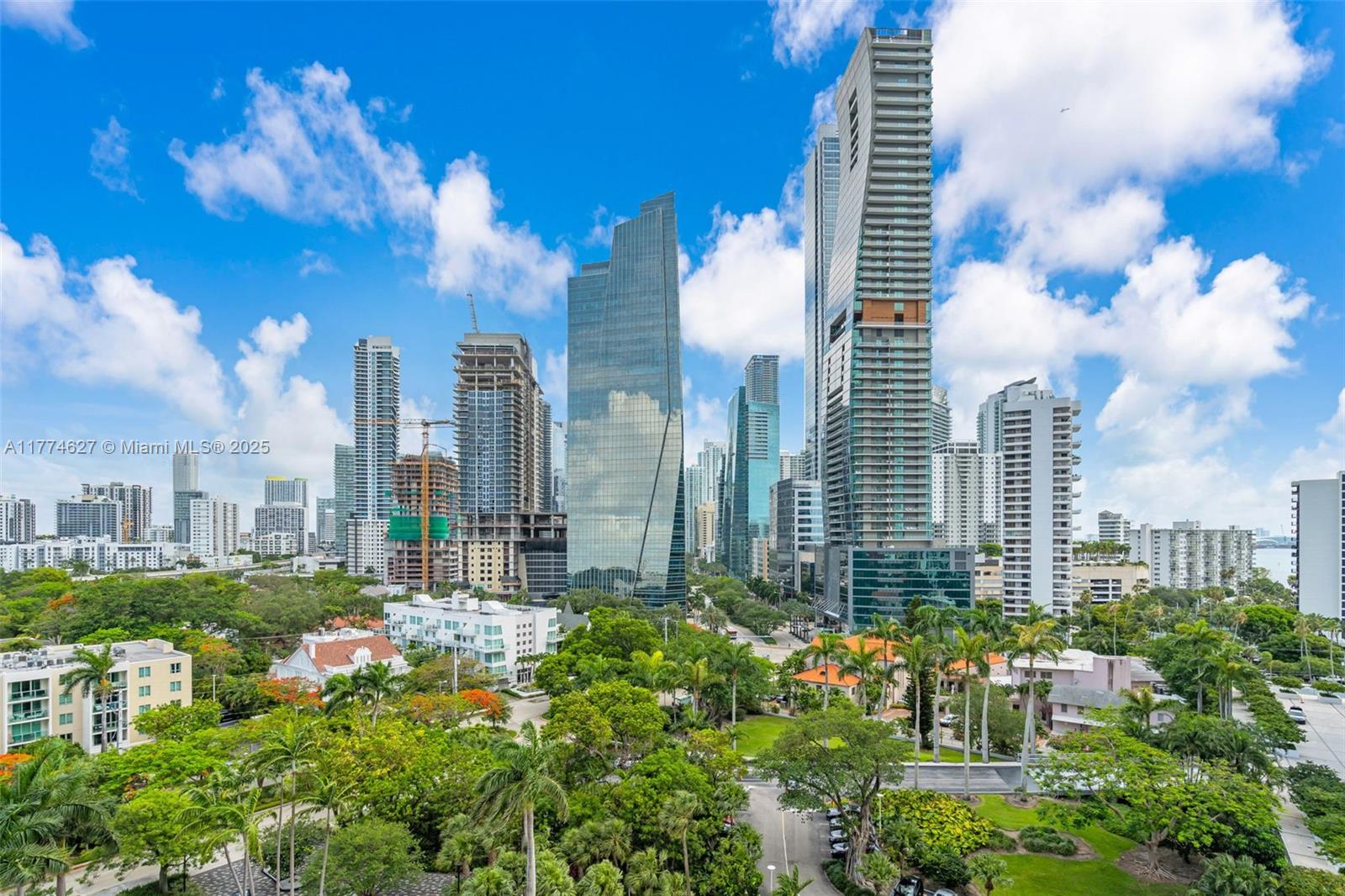 1581 Brickell Ave 808