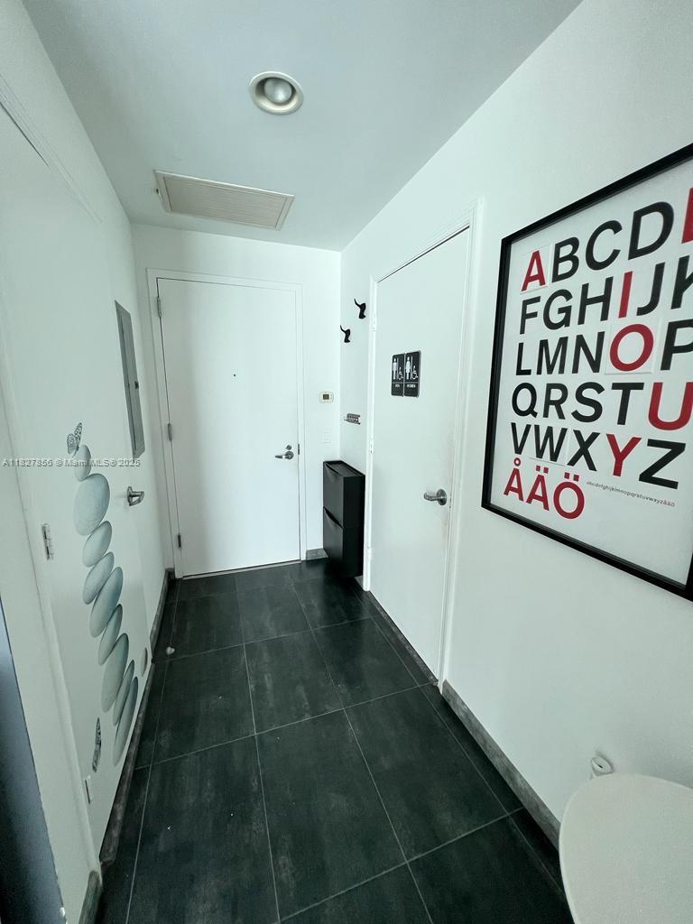 INFINITY AT BRICKELL COND - Residential