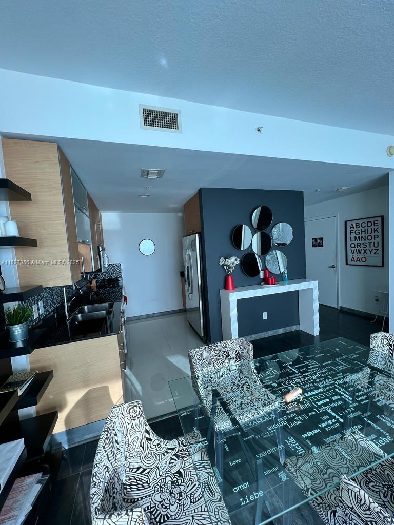 INFINITY AT BRICKELL COND - Residential