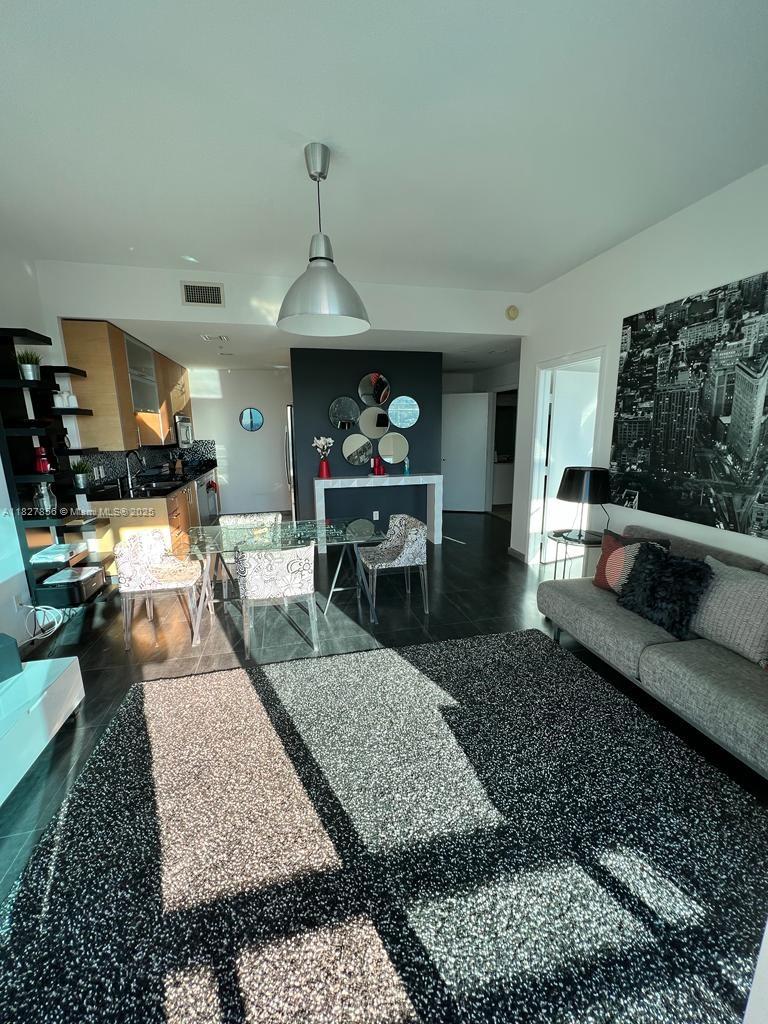 INFINITY AT BRICKELL COND - Residential