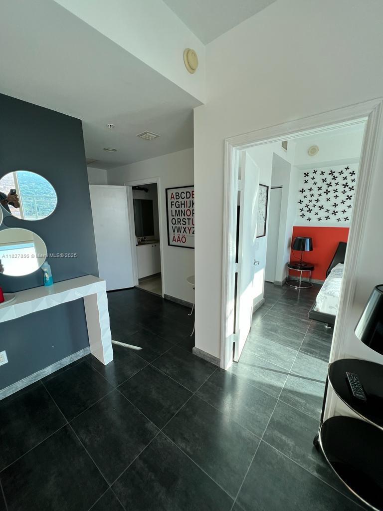 INFINITY AT BRICKELL COND - Residential