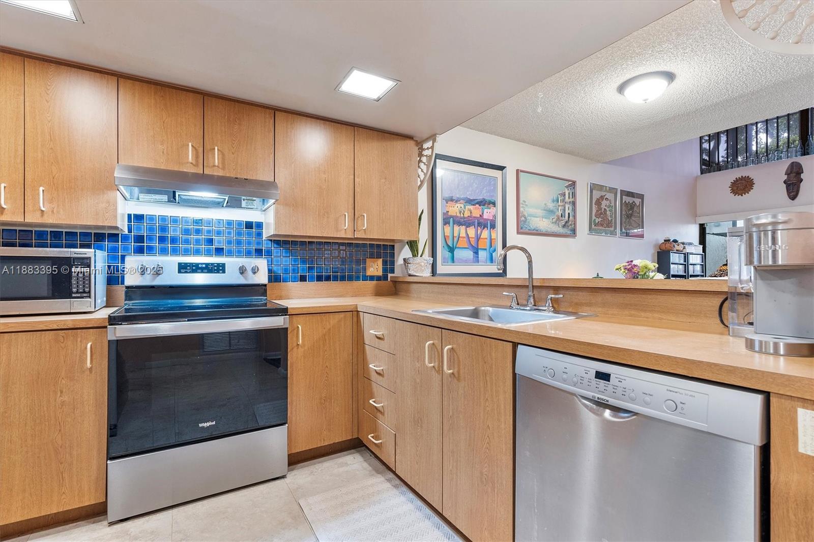 GLEN EDEN AT DAVIE - Residential