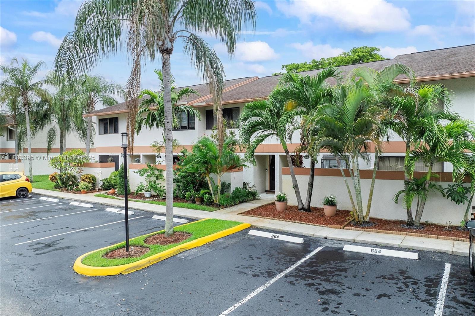 GLEN EDEN AT DAVIE - Residential