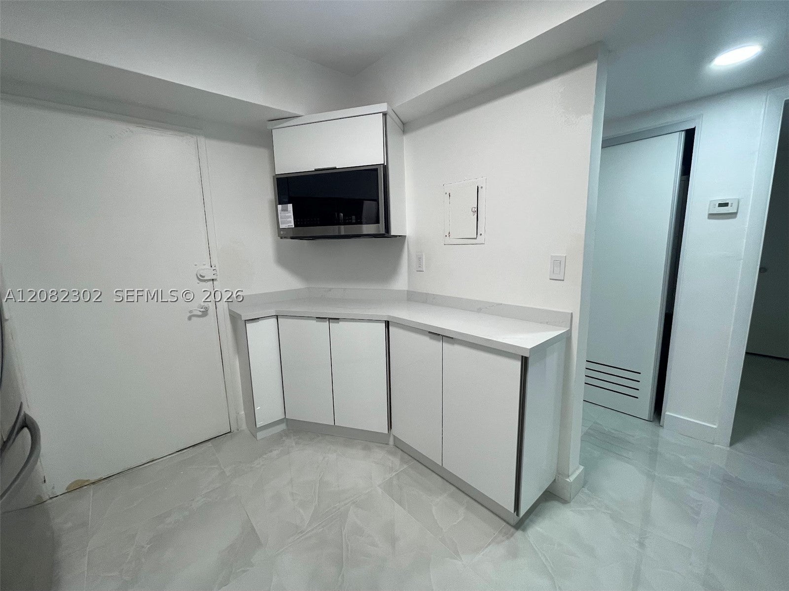 1351 NE Miami Gardens Dr 1202E