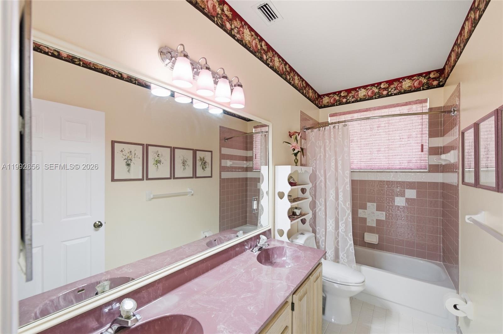 SECTOR 7 SOUTH - - Residential