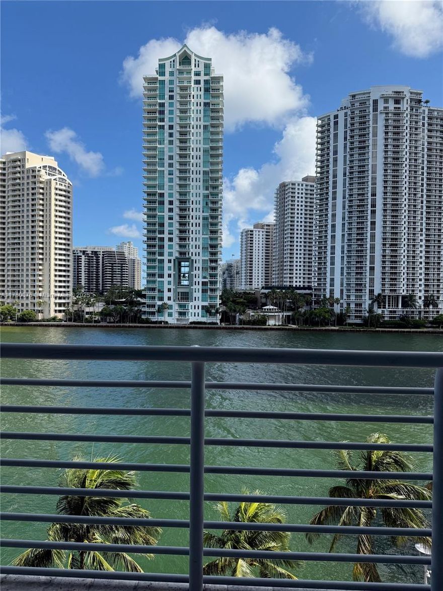 Stunning 2 bed / 2 bath split floor plan condo with breathtaking views of Biscayne Bay, the Miami River, and the Brickell skyline. This elegant unit features Italian kitchen cabinetry, granite countertops, sleek marble flooring, and modern designer bathrooms. Enjoy resort-style living with top-notch amenities, including a lap pool, lounge pool, jacuzzi, party room, recreational room, two fitness centers, 24-hour security, concierge, and valet service. Centrally located just minutes from the Beaches, Design District, Brickell, Coconut Grove, and Miami International Airport — the perfect blend of luxury and convenience!