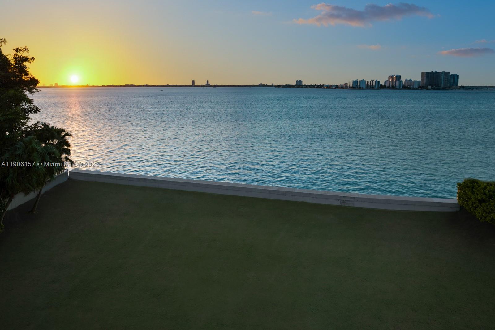 LA GORCE GOLF SUB - Land