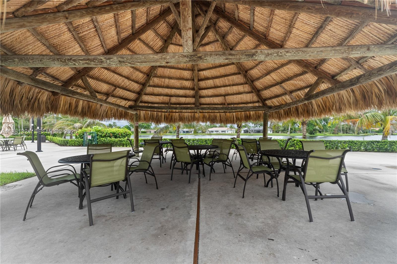 VILLAS OF BONAVENTURE AT - Residential