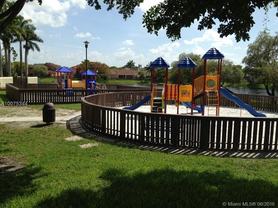 Lakes Meadow Northeast Re - Residential