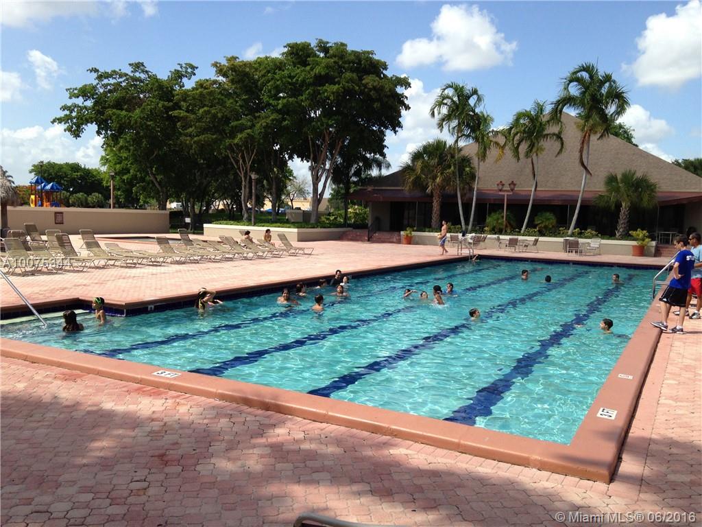 Lakes Meadow Northeast Re - Residential