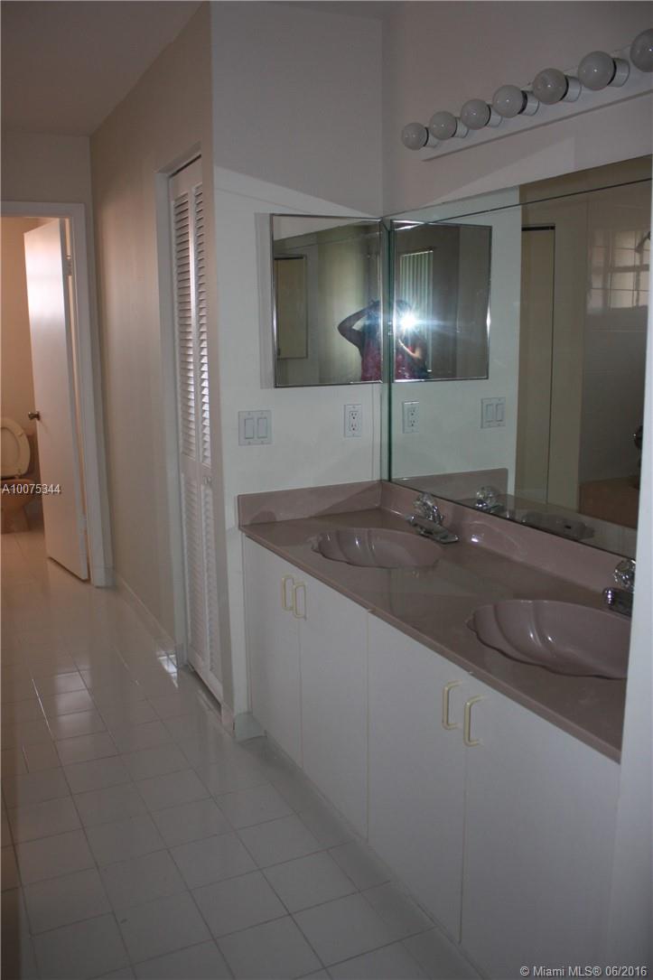 Lakes Meadow Northeast Re - Residential