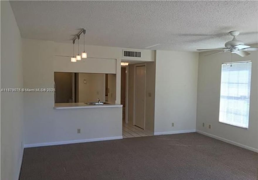 Spacious studio in peaceful condo, large bright & light living room with balcony, washer/dryer, lots of storage. Great resort-style community with clubhouse, pool, spa, fitness center and lighted tennis courts. Unit comes with assigned parking. In central Boca Raton within minutes from Town Center at Boca Raton, all shops, restaurants, and best rated schools.