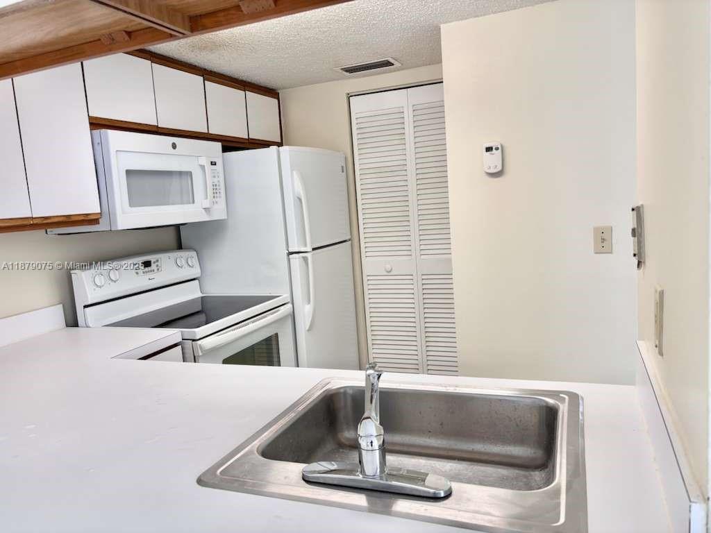 ADDISON POINTE AT BOCA RA - Residential Lease