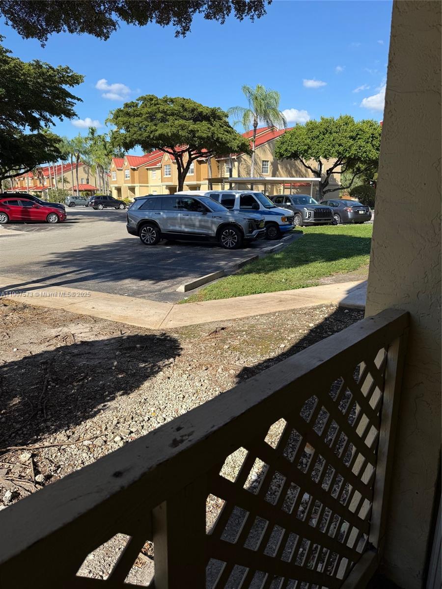 LA HACIENDA COUNTRY CLUB - Residential Lease