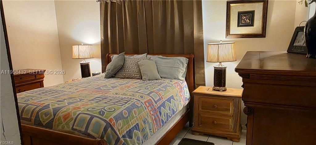 Port LaBelle - Residential