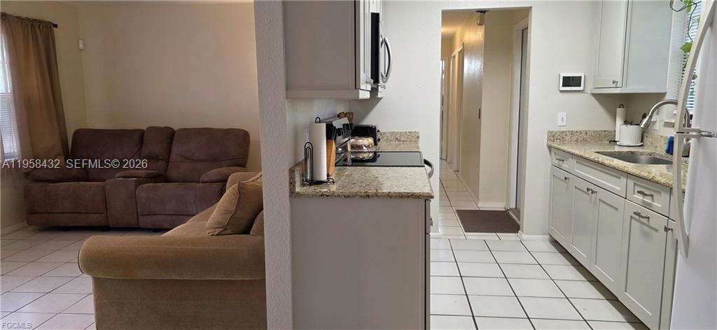 Port LaBelle - Residential