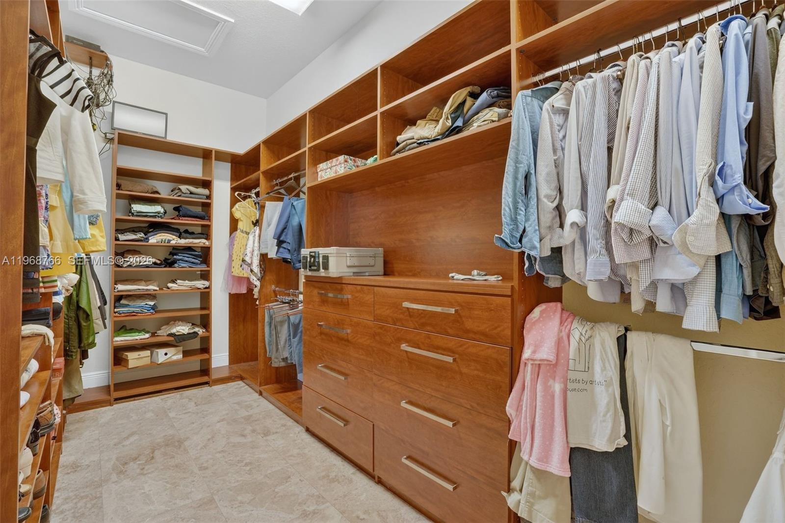 THE REDLANDS SEC 2 - Residential