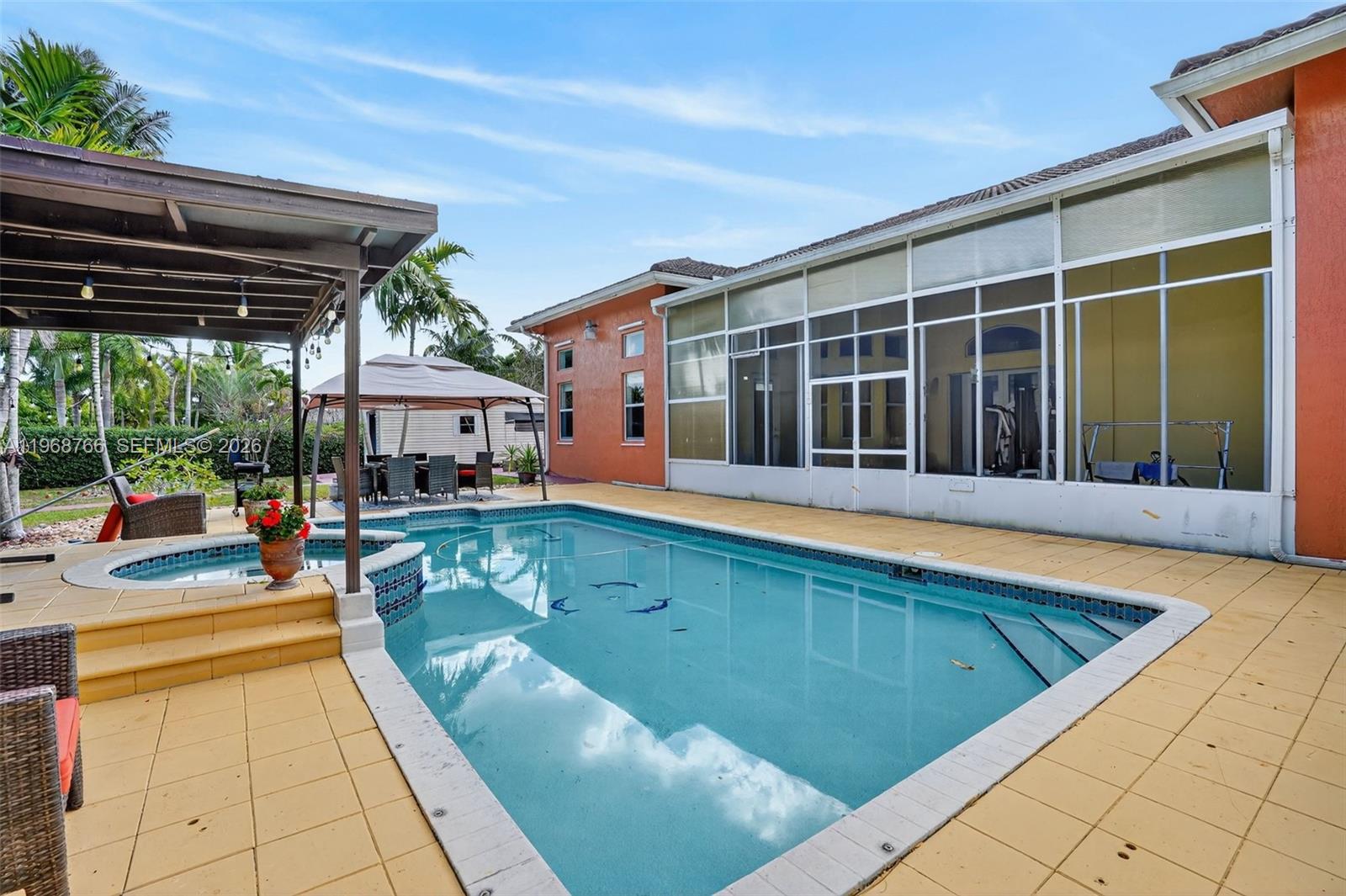 THE REDLANDS SEC 2 - Residential