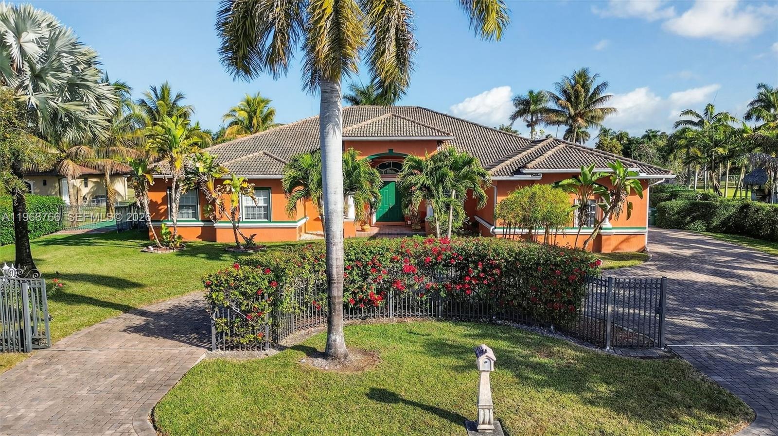 THE REDLANDS SEC 2 - Residential