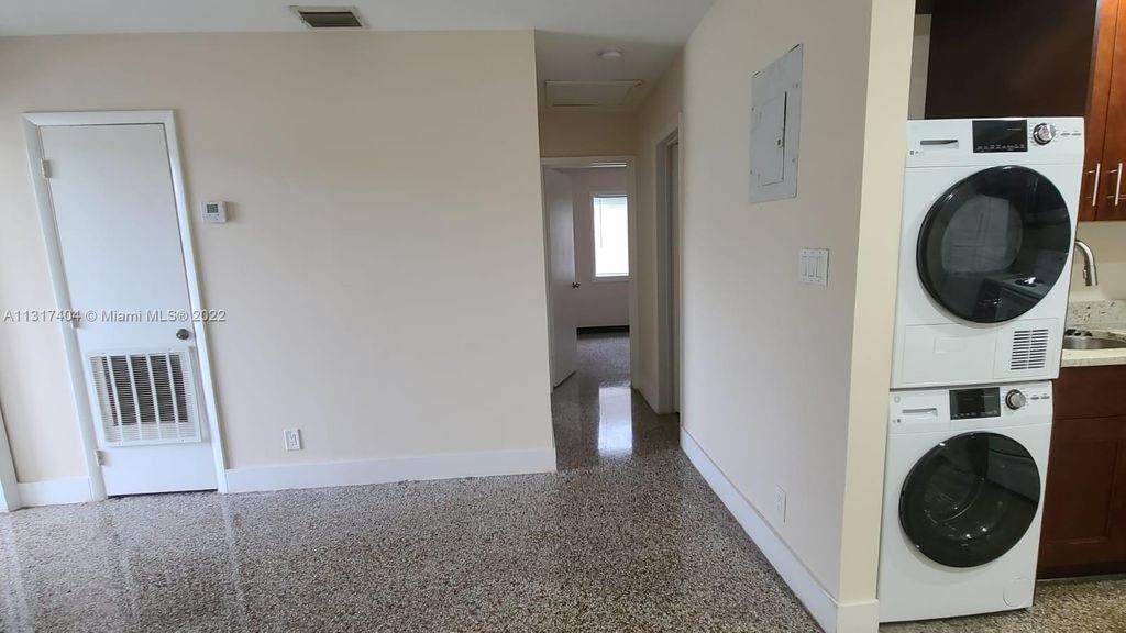 Photo of 1715 SW 4th Ave #B, Fort Lauderdale, FL 33315 (MLS # A11317404)