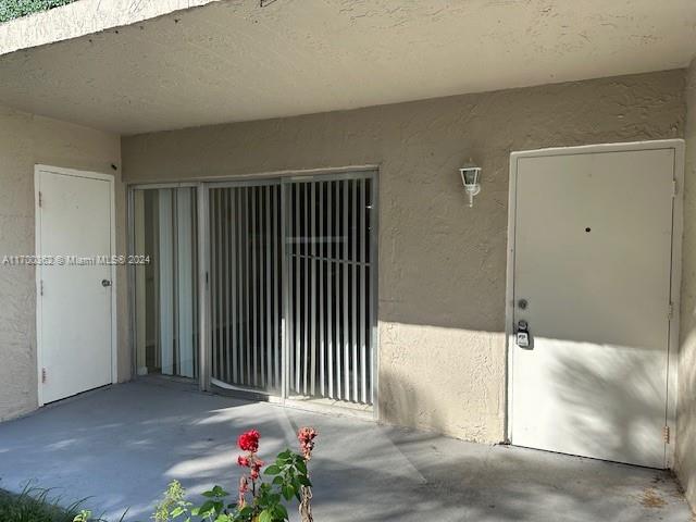 Property for Sale at 15665 Sw 82nd Cir Ln 4-15, Miami, Broward County, Florida - Bedrooms: 2 
Bathrooms: 2  - $280,000