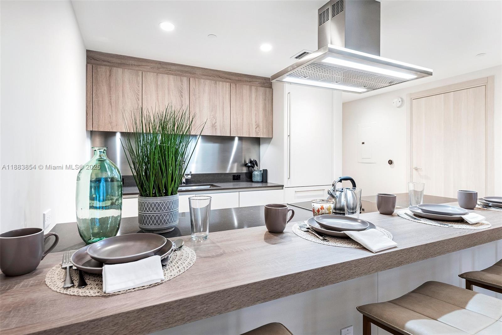 BRICKELL FLATIRON CONDO - Residential Lease