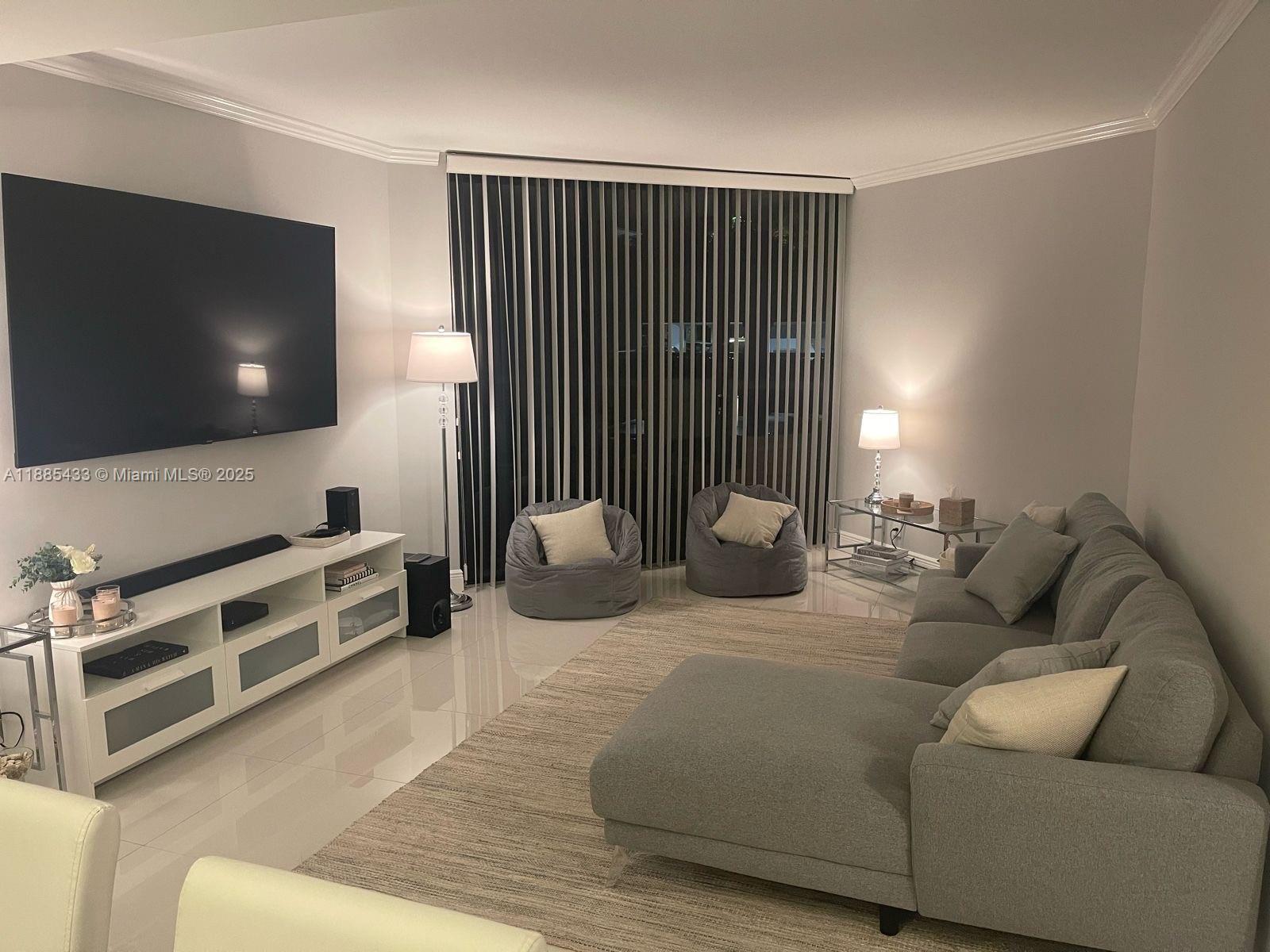 PORTSVIEW @ THE WATERWAYS - Residential