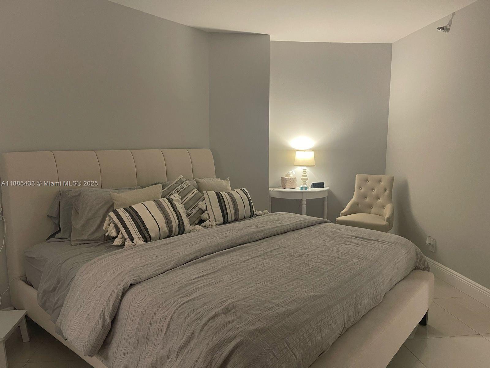 PORTSVIEW @ THE WATERWAYS - Residential