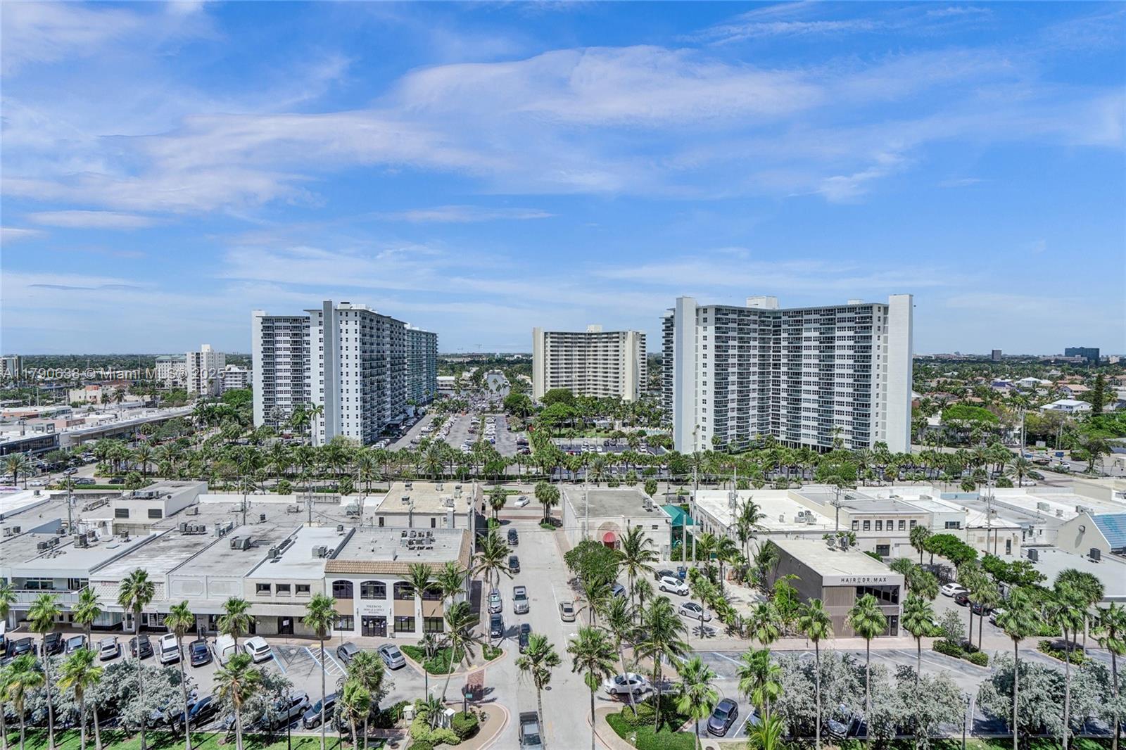 PLAYA DEL SOL CONDO - Residential