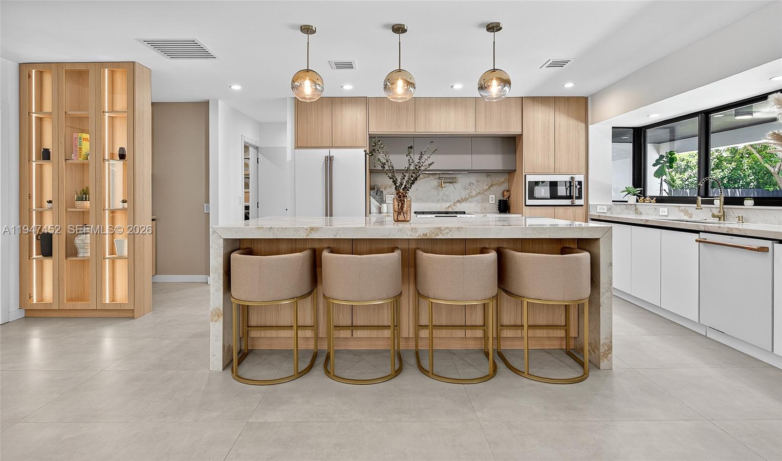 CAPE CUTLER ESTATES - Residential