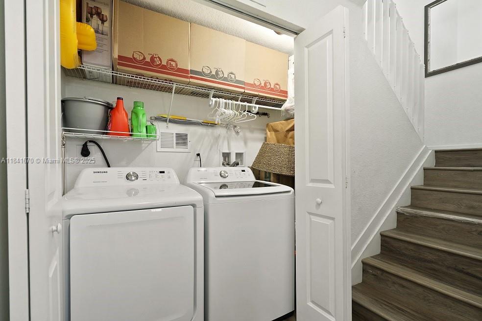 CENTURY PARK SOUTH - Residential