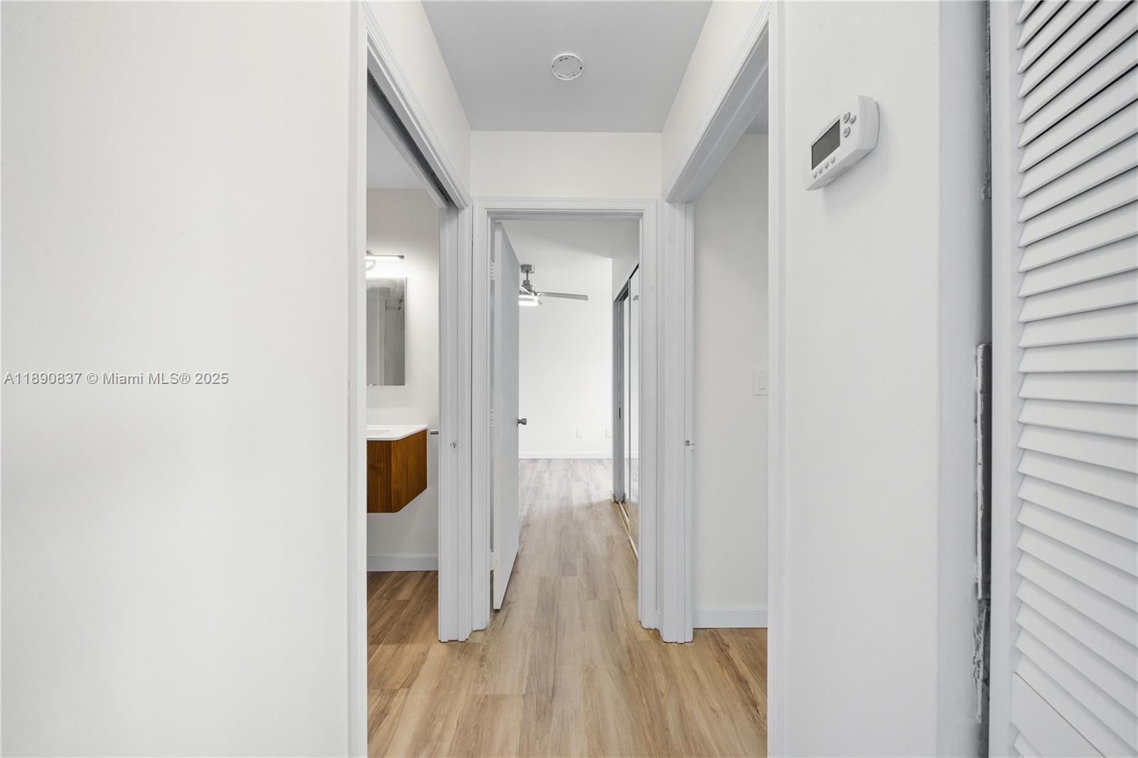 MCARTHUR PARK MISTY LK CO - Residential Lease