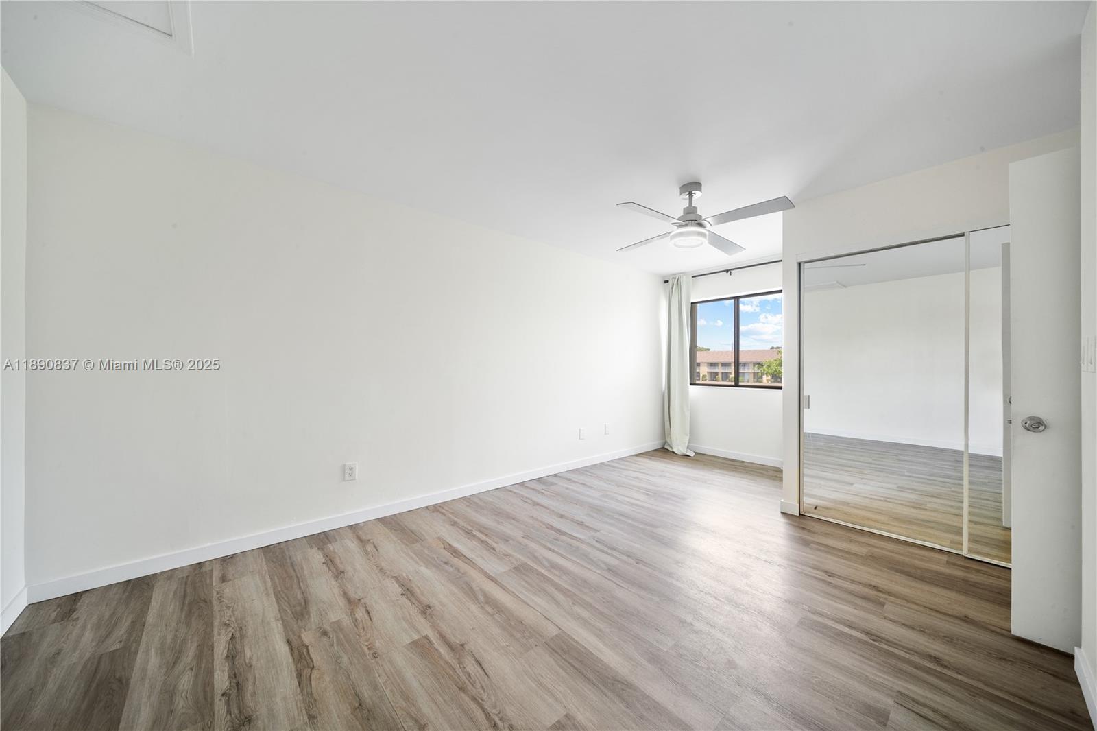 MCARTHUR PARK MISTY LK CO - Residential Lease
