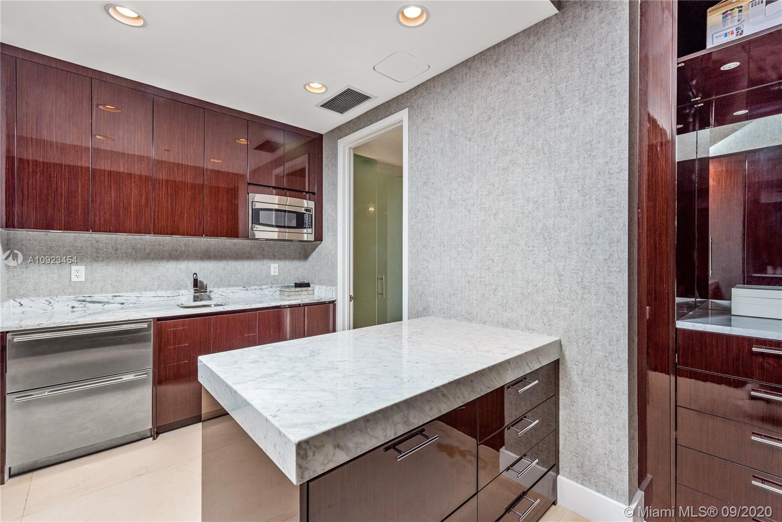 BAL HARBOUR SOUTH - Residential