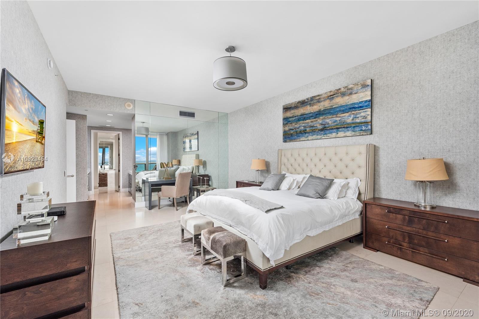 BAL HARBOUR SOUTH - Residential