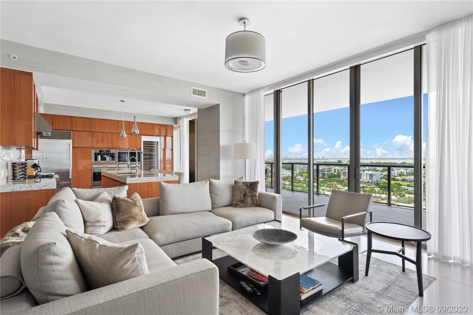 BAL HARBOUR SOUTH - Residential