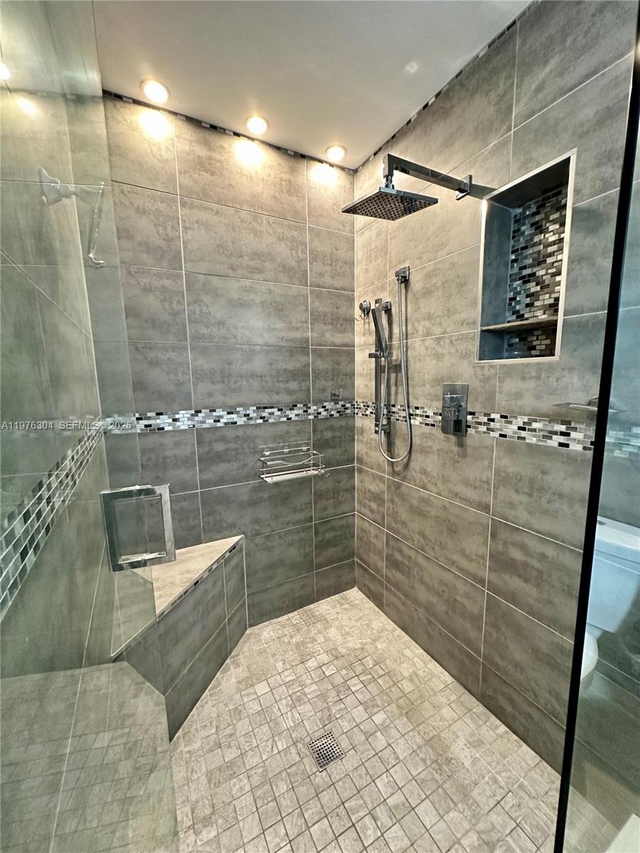 AVON ISLES - Residential Lease