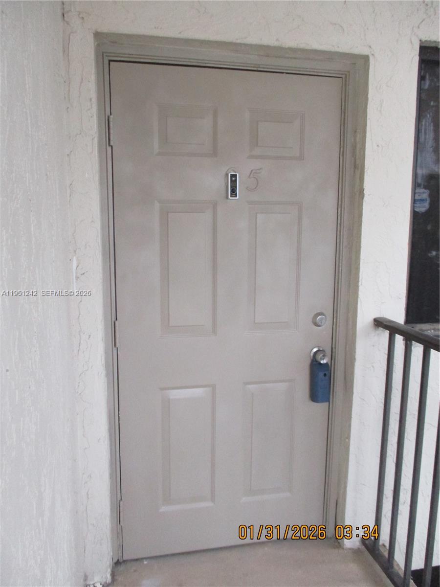 MIRA LAGO CONDO - Residential