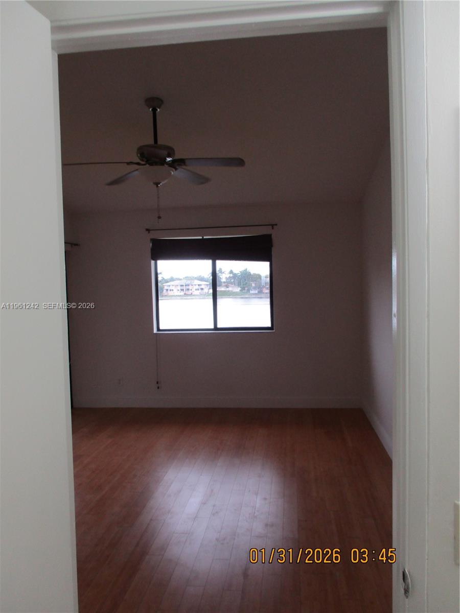 MIRA LAGO CONDO - Residential